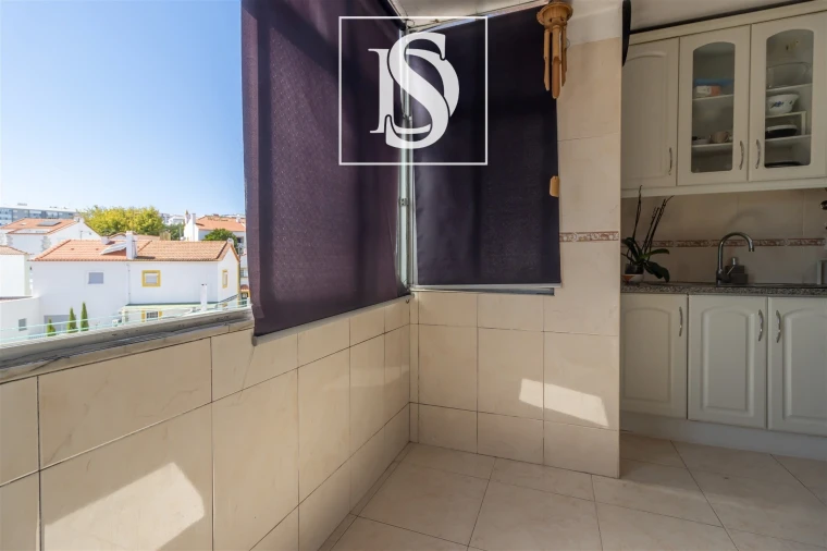 Apartamento T3 para Venda em Almada, Cova da Piedade, Pragal e Cacilhas Foto 26