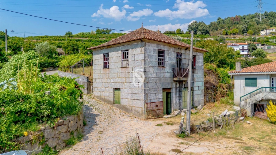 Moradia T3 para Venda em Santa Marinha do Zezere