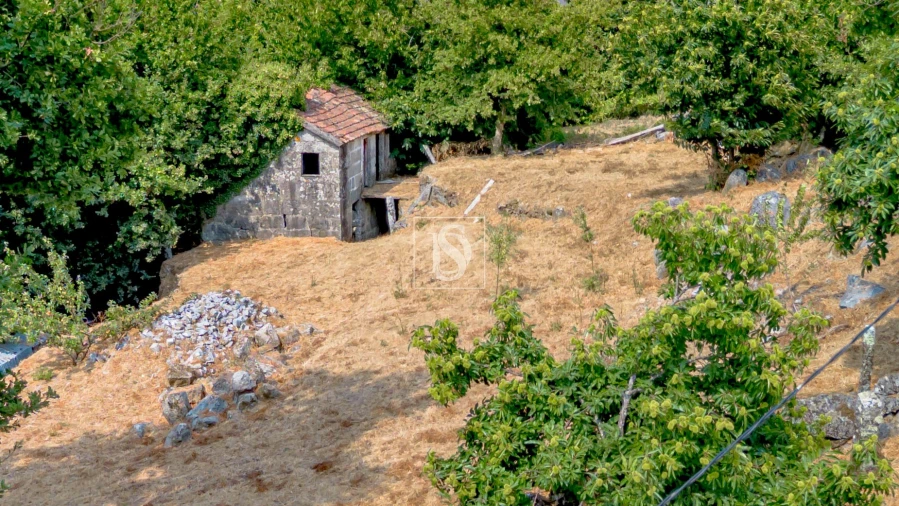 Moradia T2 para Venda em Campelo e Ovil Foto 18