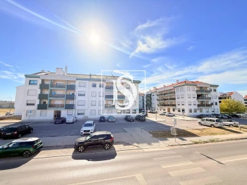Apartamento T3 para Arrendamento em Alhos Vedros