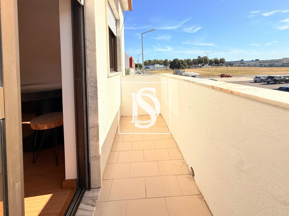 Apartamento T3 para Arrendamento em Alhos Vedros Foto 14