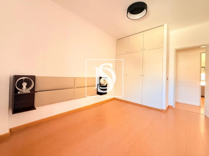 Apartamento T3 para Arrendamento em Alhos Vedros Foto 8