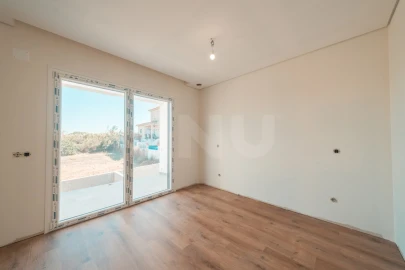 Moradia T3 para Venda em Santa Barbara