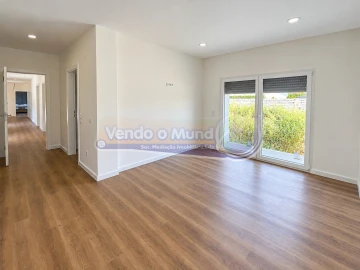 Moradia T3 para Venda em Salvaterra de Magos e Foros de Salvaterra