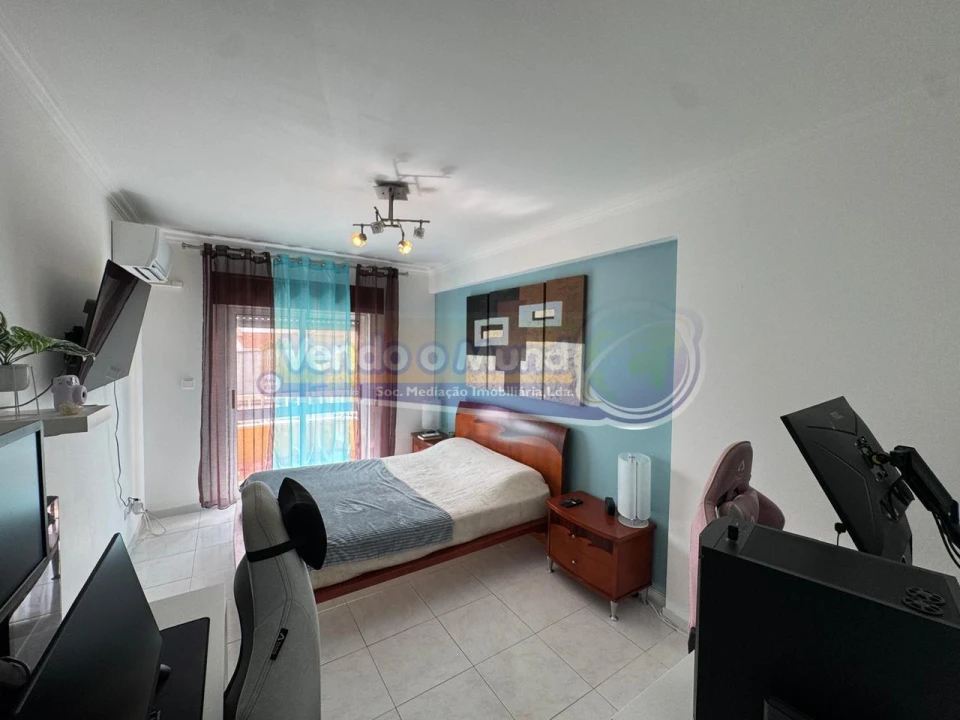 Apartamento T3 para Venda em Benavente Foto 7