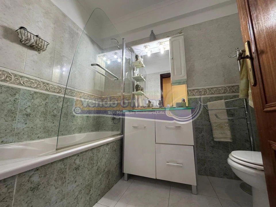 Apartamento T3 para Venda em Benavente Foto 11