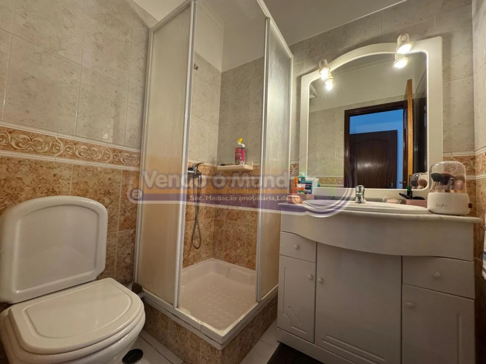 Apartamento T3 para Venda em Benavente Foto 8