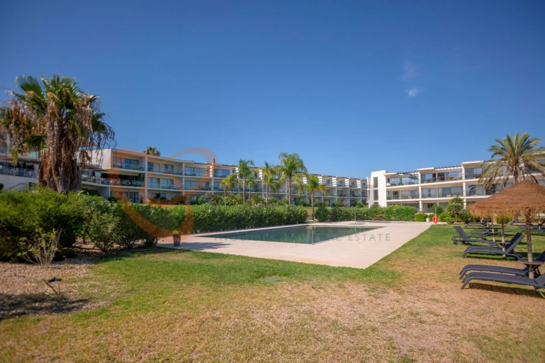 Apartamento T1 para Venda em Albufeira e Olhos de Água Foto 24