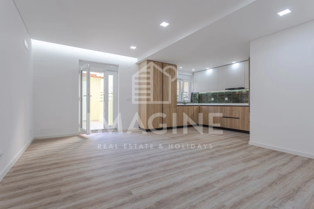 Apartamento T4 para Venda em União das Freguesias de Setúbal Foto 3