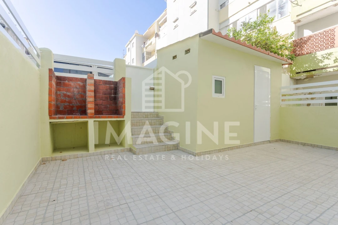 Apartamento T4 para Venda em União das Freguesias de Setúbal Foto 4