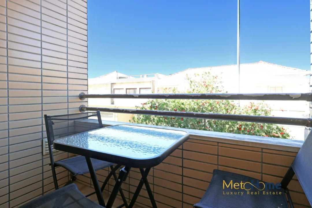 Apartamento T2 para Venda em Arcozelo Foto 9