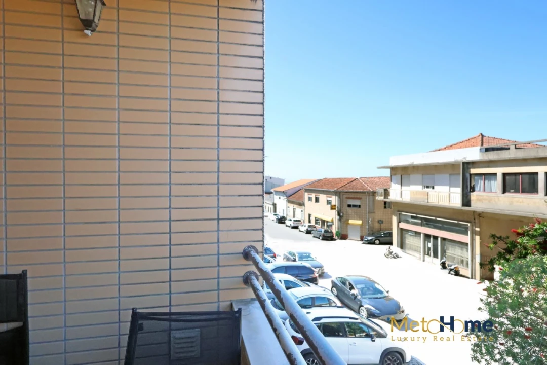 Apartamento T2 para Venda em Arcozelo Foto 10