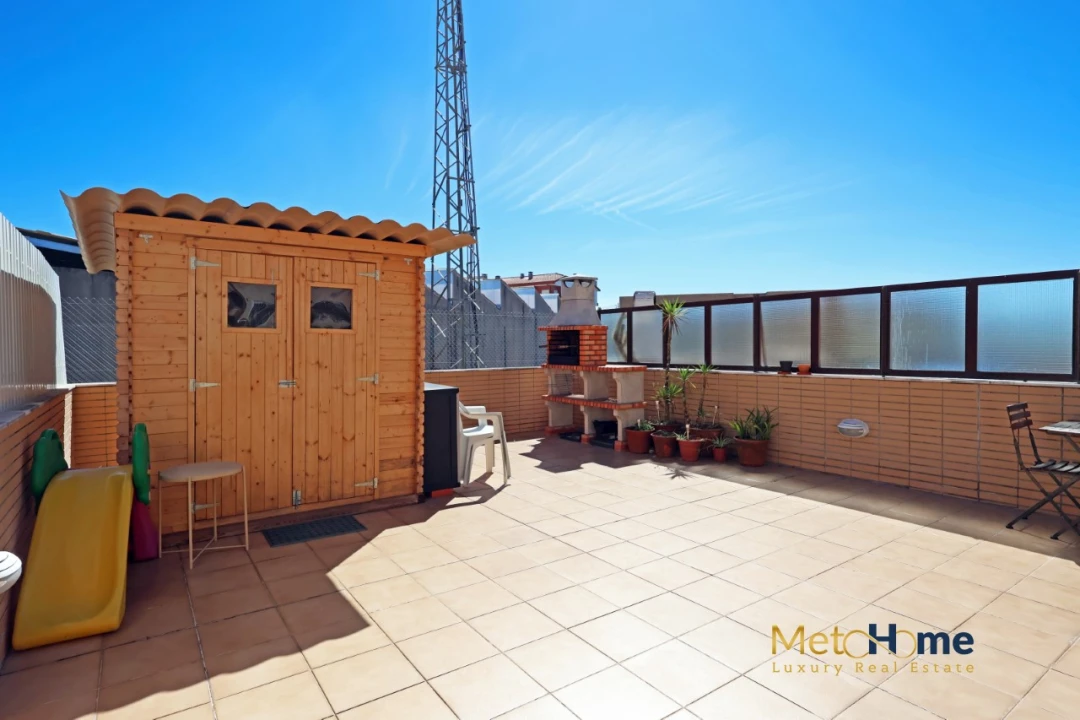Apartamento T2 para Venda em Arcozelo Foto 35