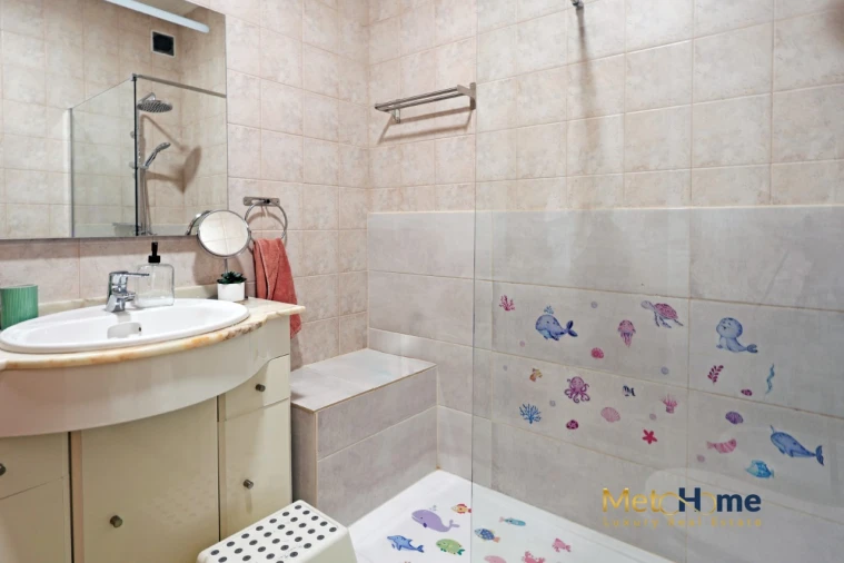 Apartamento T2 para Venda em Arcozelo Foto 24