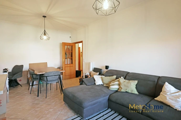 Apartamento T2 para Venda em Arcozelo Foto 12