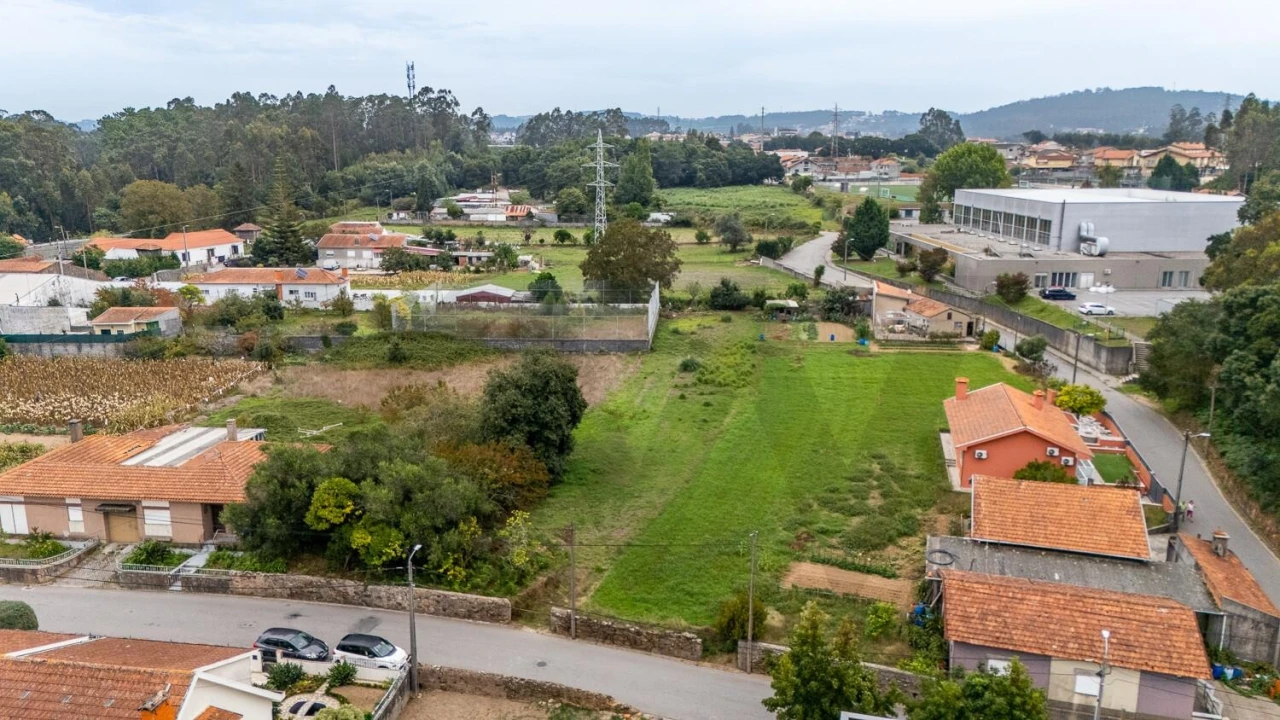 Terreno para Venda em Anta e Guetim Foto 7