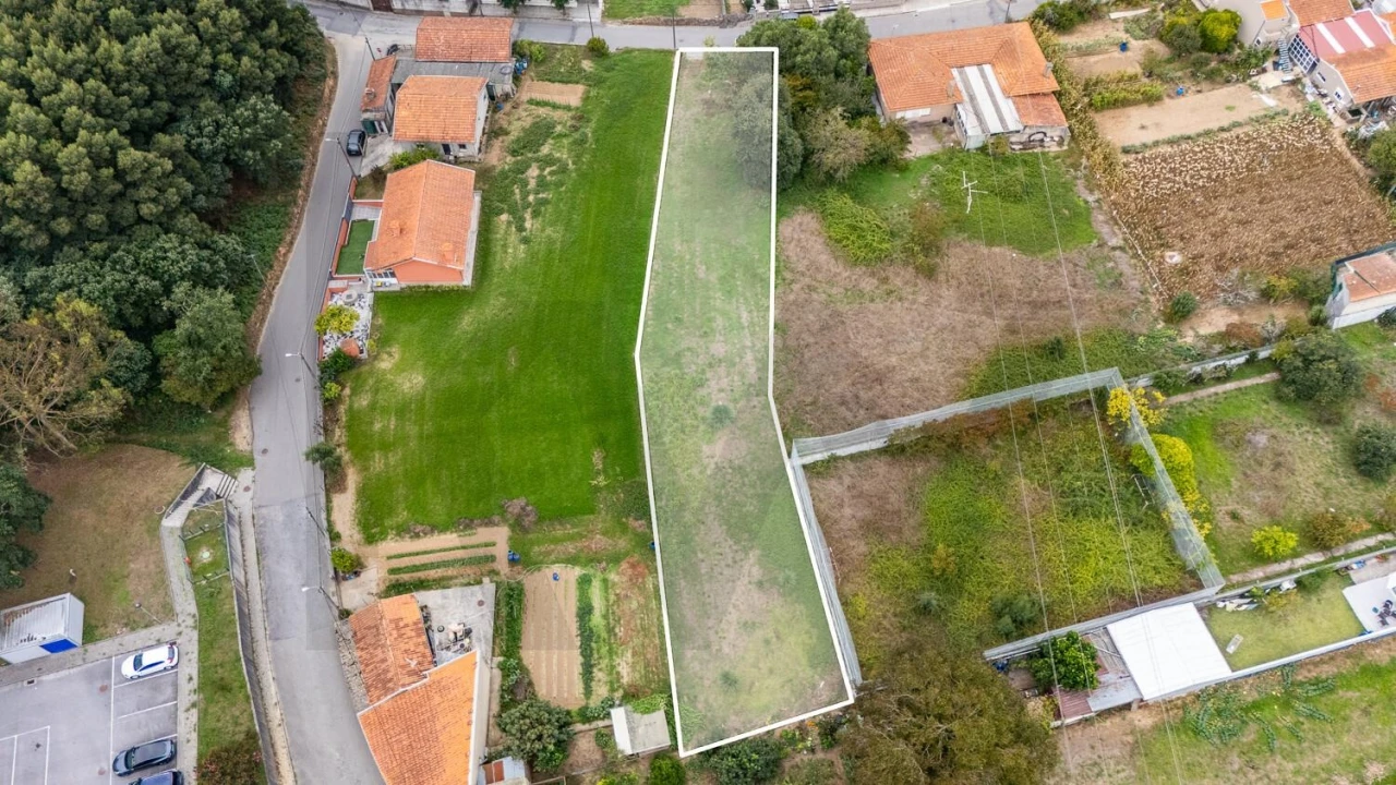 Terreno para Venda em Anta e Guetim Foto 3