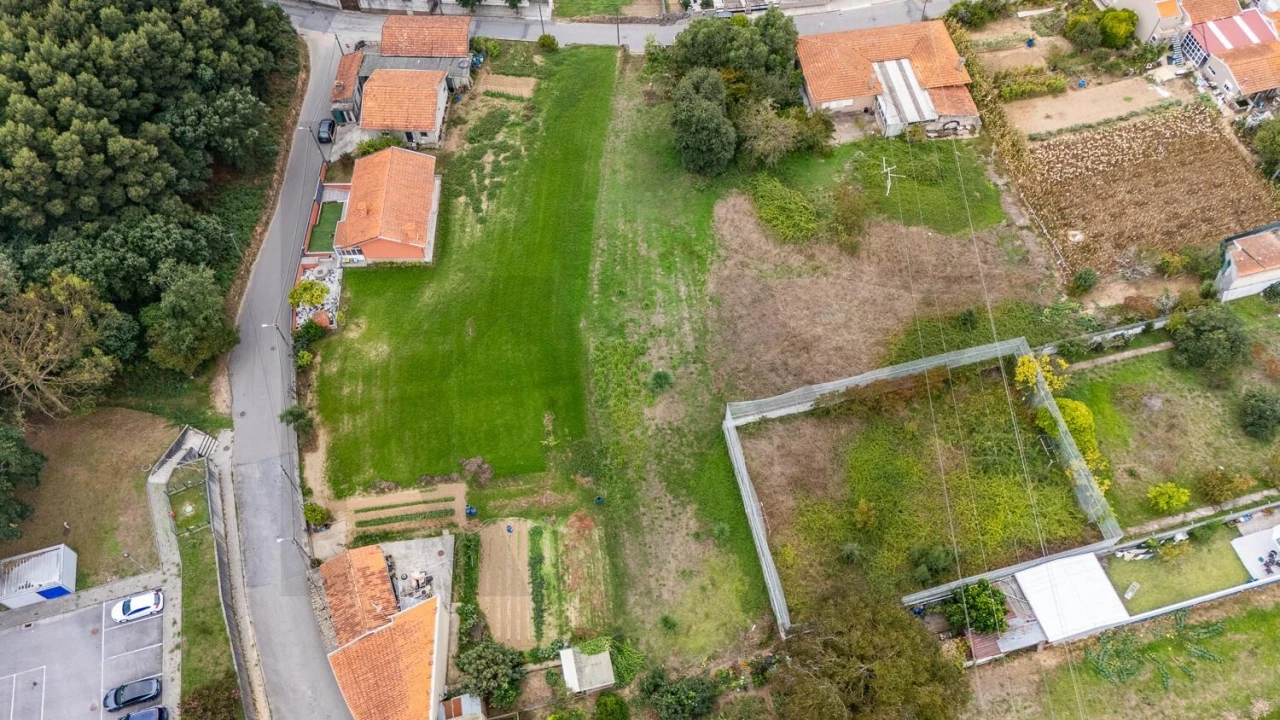 Terreno para Venda em Anta e Guetim Foto 4