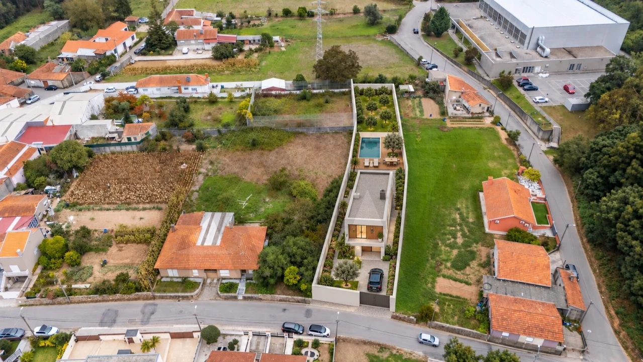 Terreno para Venda em Anta e Guetim Foto 15