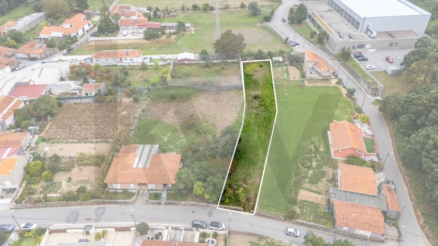 Terreno para Venda em Anta e Guetim