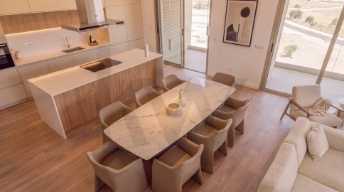 Apartamento T3 para Venda em Carnaxide e Queijas