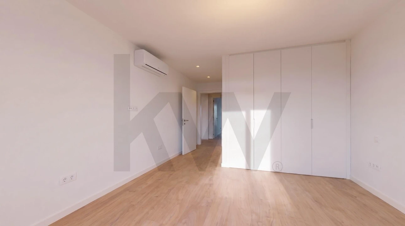 Apartamento T3 para Venda em Carnaxide e Queijas Foto 26