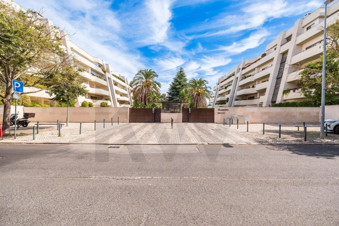 Apartamento T2 para Venda em Olivais Foto 30