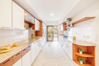Apartamento T2 para Venda em Olivais