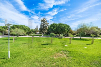 Apartamento T2 para Venda em Olivais