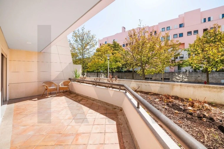 Apartamento T2 para Venda em Olivais Foto 20