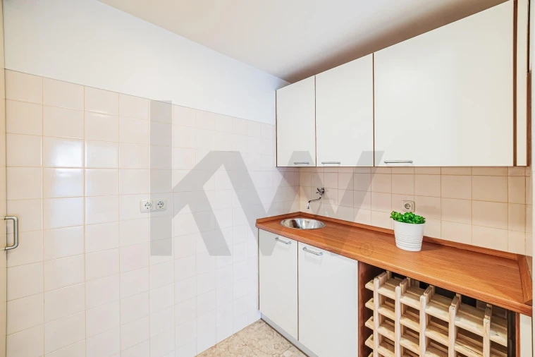 Apartamento T2 para Venda em Olivais Foto 9