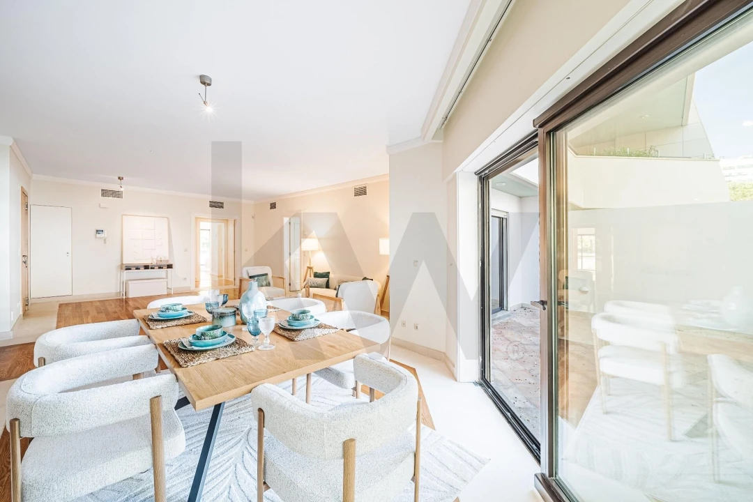 Apartamento T2 para Venda em Olivais Foto 3