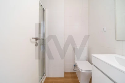 Apartamento T1 para Arrendamento em Campo de Ourique