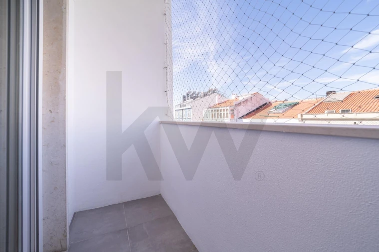 Apartamento T1 para Arrendamento em Campo de Ourique Foto 12