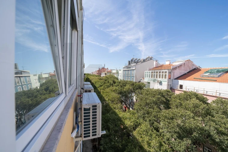 Apartamento T1 para Arrendamento em Campo de Ourique Foto 14