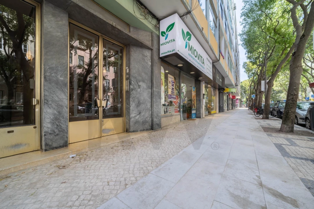 Apartamento T1 para Arrendamento em Campo de Ourique Foto 15