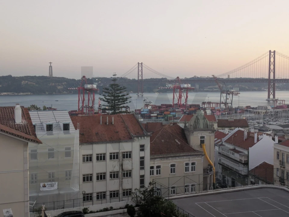 Apartamento T1 para Arrendamento em Estrela Foto 17