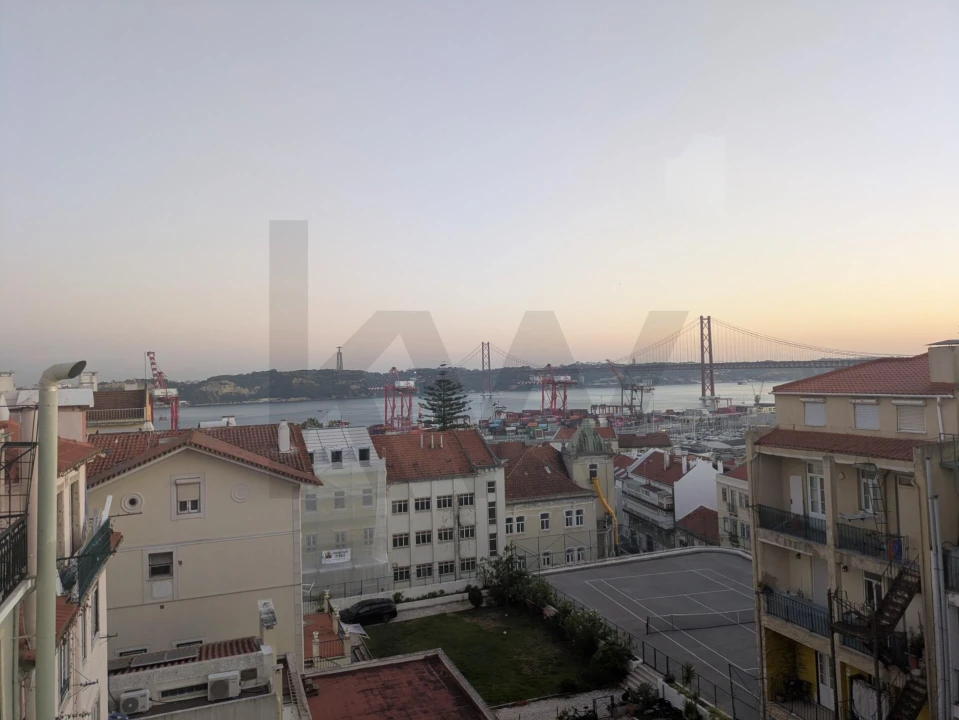 Apartamento T1 para Arrendamento em Estrela Foto 16