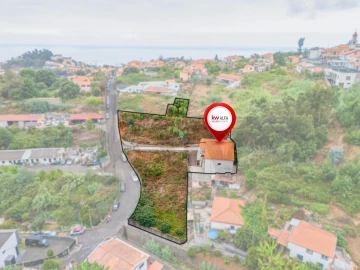 Moradia T4 para Venda em Santo Antonio