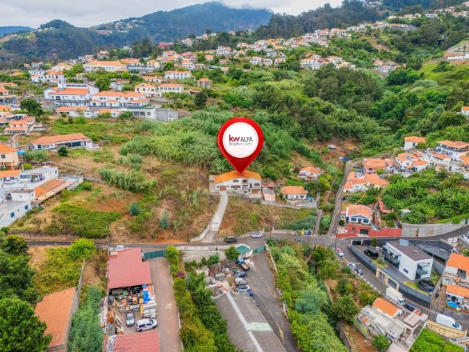 Moradia T4 para Venda em Santo Antonio Foto 23