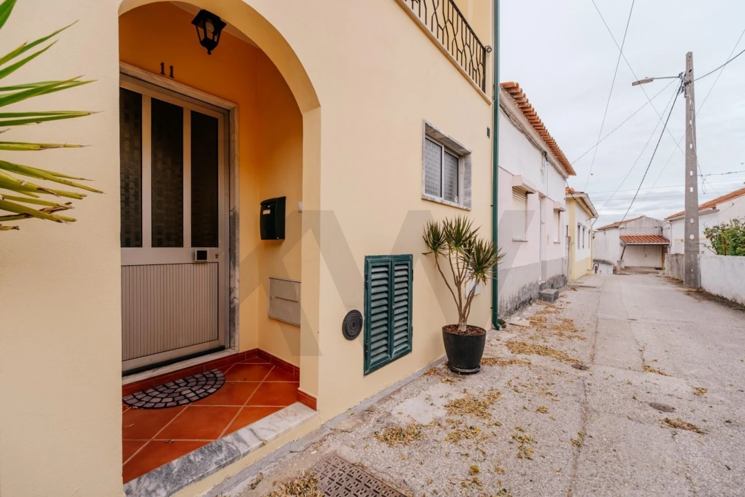 Moradia T2 para Venda em São Martinho do Bispo e Ribeira de Frades Foto 3