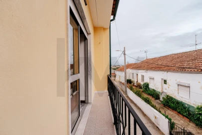 Moradia T2 para Venda em São Martinho do Bispo e Ribeira de Frades
