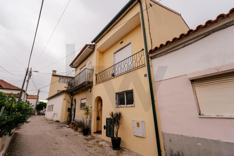 Moradia T2 para Venda em São Martinho do Bispo e Ribeira de Frades Foto 2