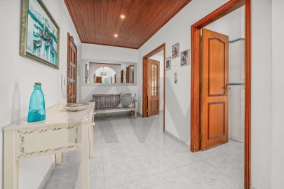 Apartamento T3 para Arrendamento em Lagos (São Sebastião e Santa Maria)