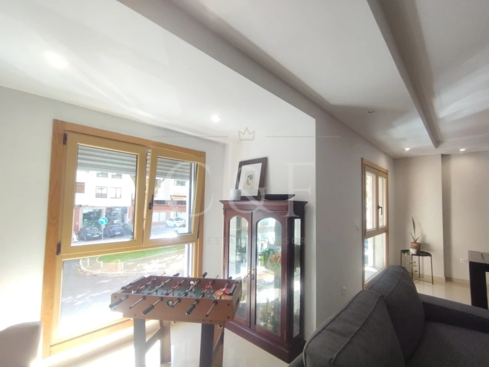 Apartamento T3 para Venda em Alfragide Foto 8
