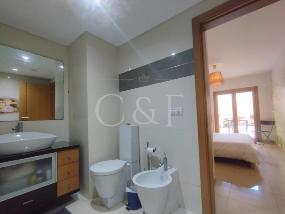 Apartamento T3 para Venda em Alfragide Foto 27