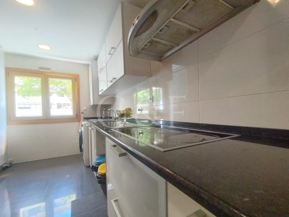 Apartamento T3 para Venda em Alfragide Foto 38