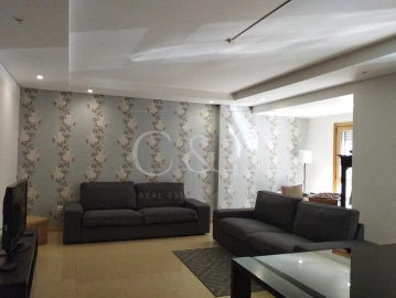 Apartamento T3 para Venda em Alfragide