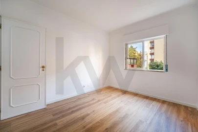 Apartamento T2 para Venda em Algueirão-Mem Martins