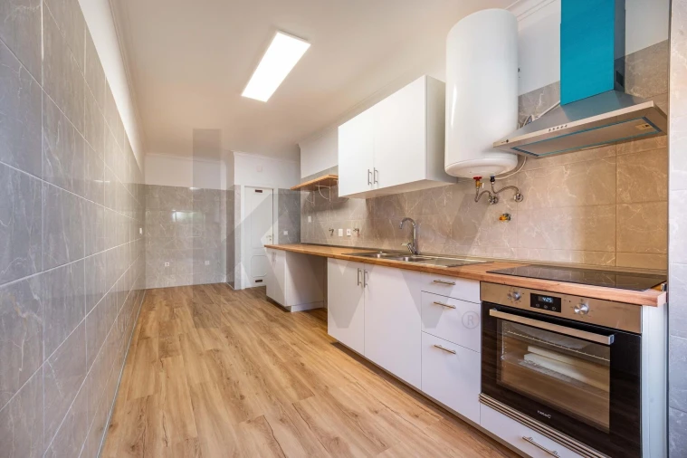 Apartamento T2 para Venda em Algueirão-Mem Martins Foto 18